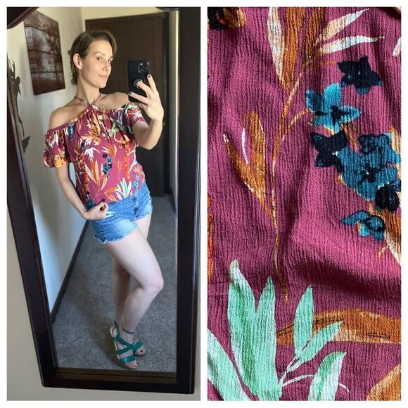 Express Top Floral Off Shoulder Tropical Ruffle Hawaiian Pink Purple - Picture 3 of 13